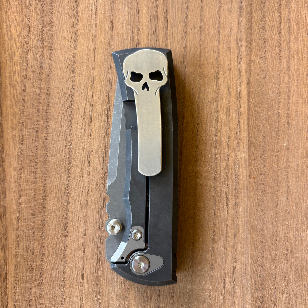 Chaves Redencion Street Integral Magnetic Titanium, Tanto Belt Finish M390 Blade, Knife HALLOWEEN GRIM REAPER THEME