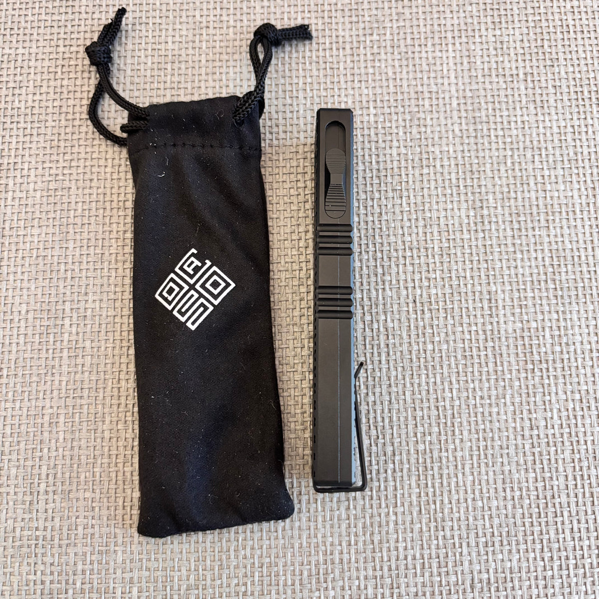 Ocaso 18LLB Lucent Large Black OTF 3.5" M390 Harpoon Blade Knife