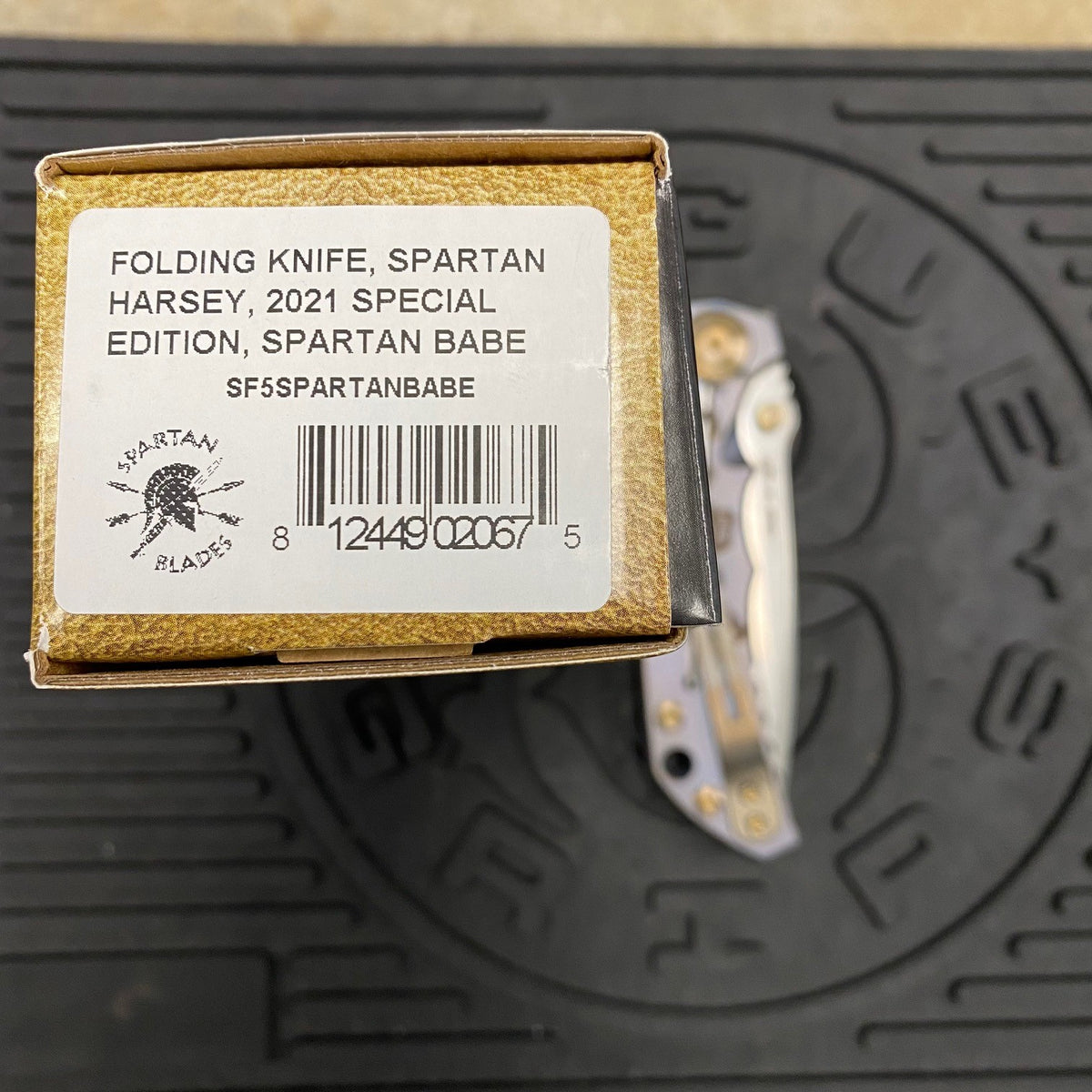 Spartan Blades Harsey Folder - Spartan Babe - 2021 Special Edition