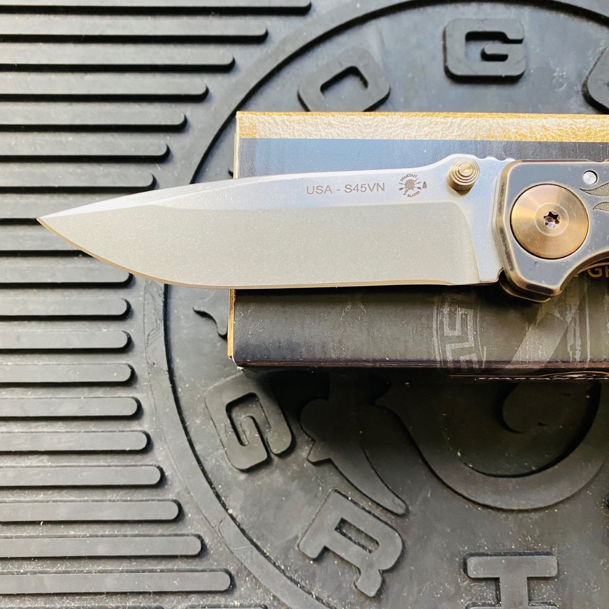 Spartan Blades Harsey Folder - Arch Angel - 2022 Special Edition