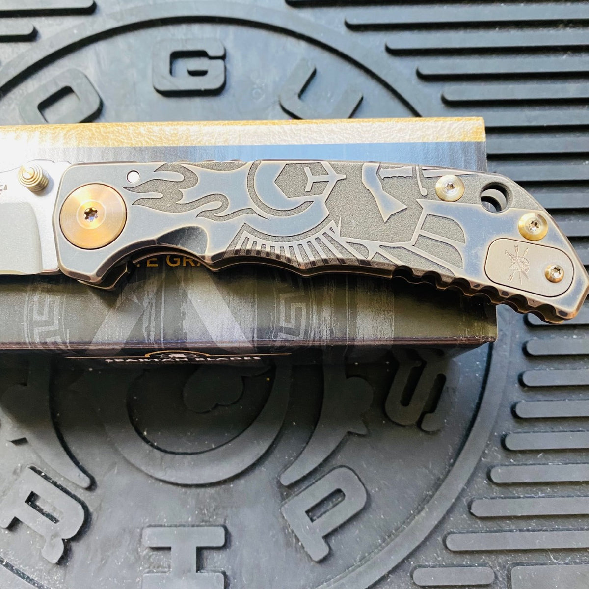 Spartan Blades Harsey Folder - Arch Angel - 2022 Special Edition