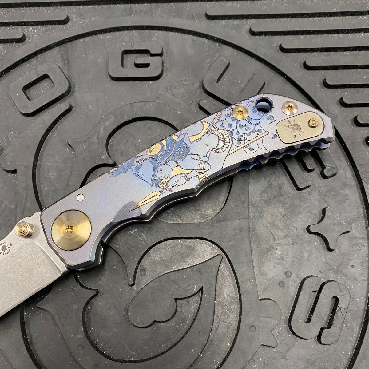Spartan Blades Harsey Folder - Spartan Babe - 2021 Special Edition
