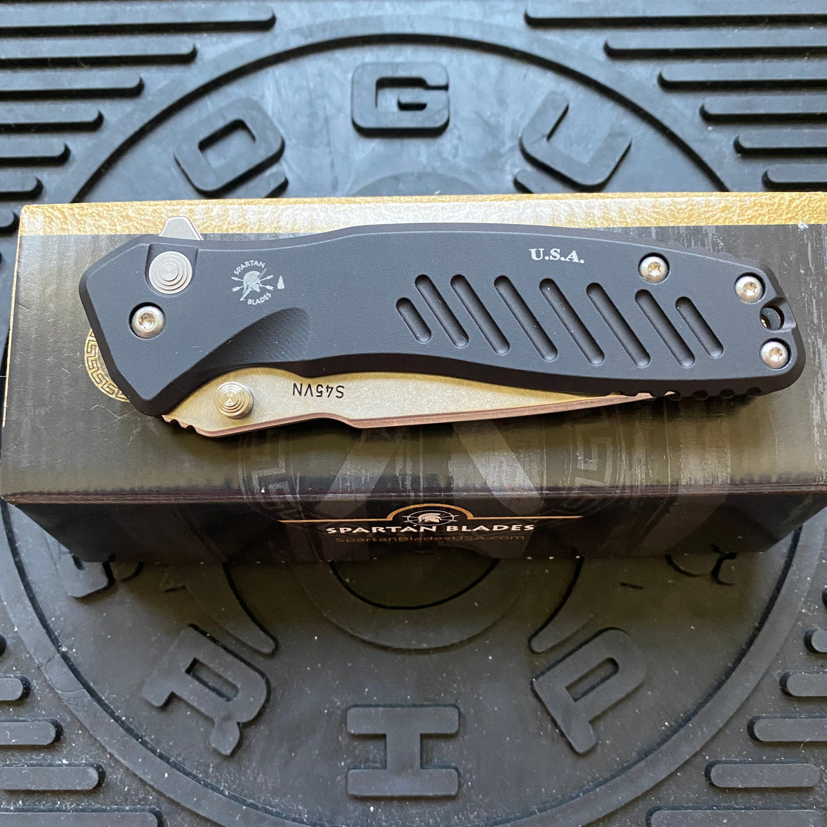 Spartan Blades SF3SW PALLAS Flipper 3.75" S35VN Stonewashed Plain Blade, Black Aluminum Handles
