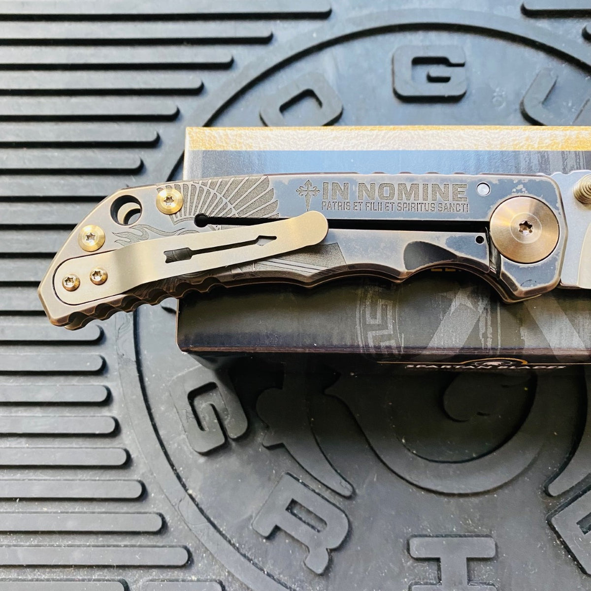 Spartan Blades Harsey Folder - Arch Angel - 2022 Special Edition