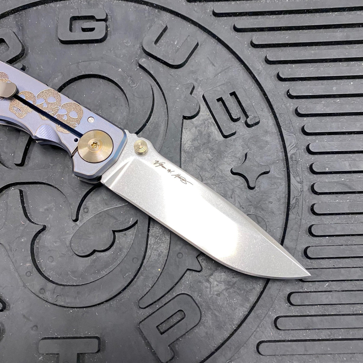 Spartan Blades Harsey Folder - Spartan Babe - 2021 Special Edition