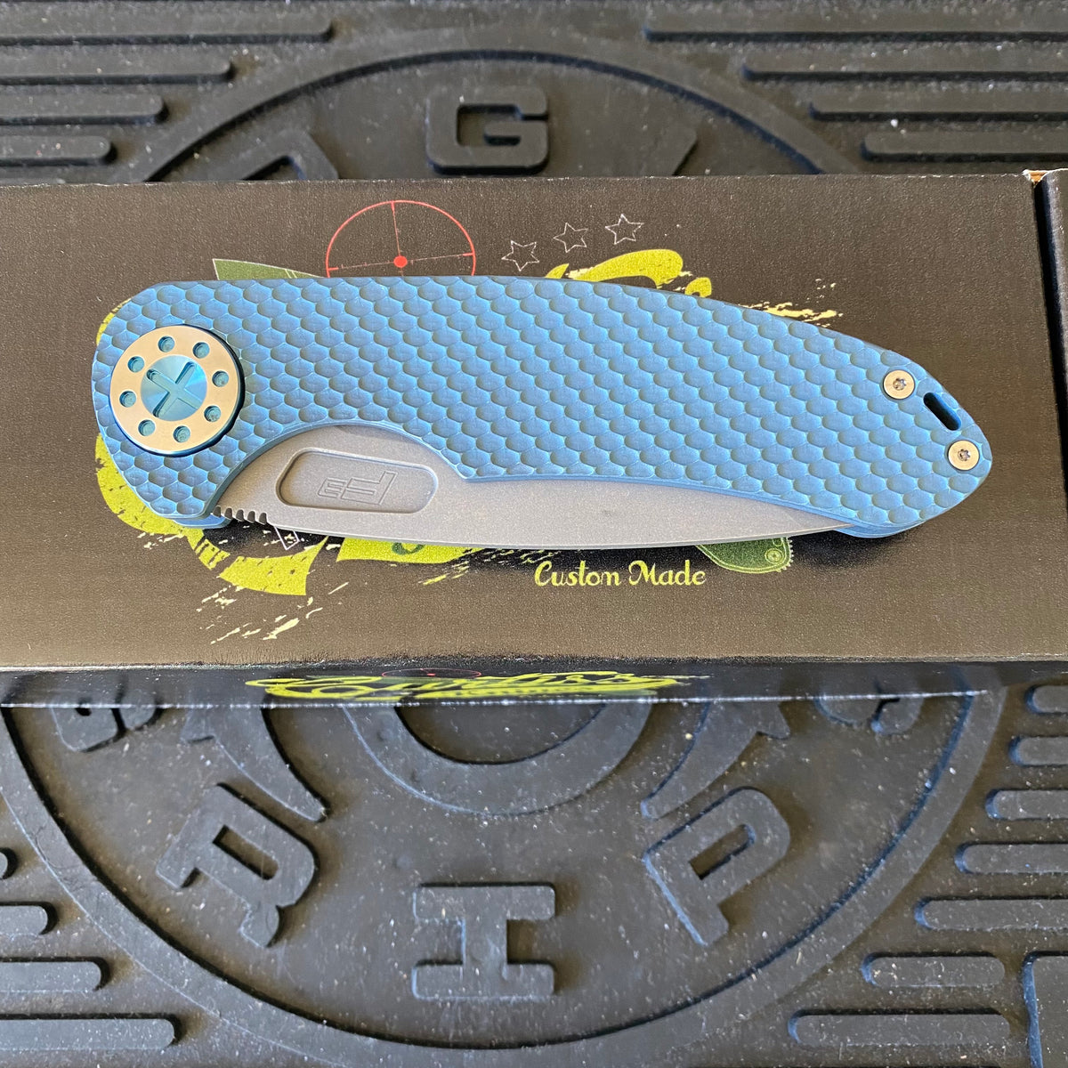 Curtiss Custom F3 Large 3.75" Spanto, Non-Flipper, Titanium Blue Blasted Dragon Scales Handles, Blue Polished Hardware, Magnacut Knife