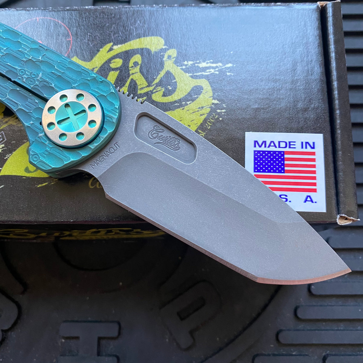 Curtiss Custom F3 Medium 3.25" Spanto NON-Flipper, FJ-Mill Aqua Green, Blasted Magnacut Folding Knife