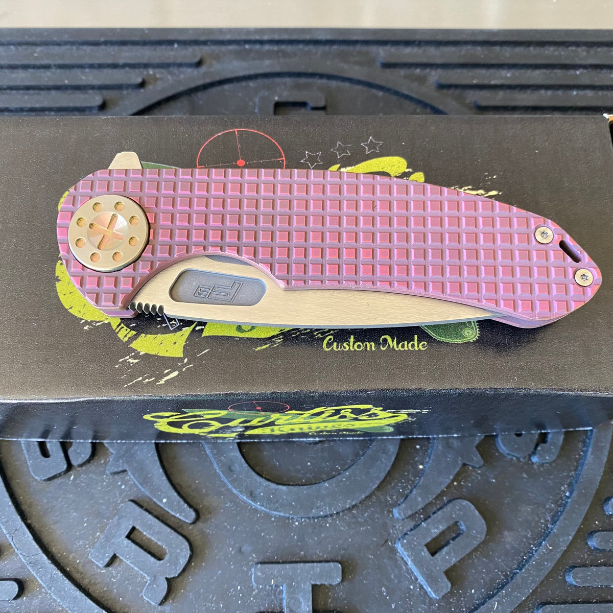 Curtiss Custom F3 Large 3.75" Spanto, Flipper, Titanium Frag Mill Handles, Pink Polished Hardware, Magnacut Knife